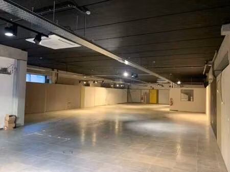 commerce sur un axe stratégique à tournai