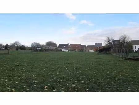 terrain en zone d’habitat a caractere rural