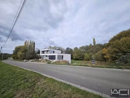 limite montigny le tilleul