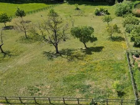 terrain à bâtir dans un emplacement de choix