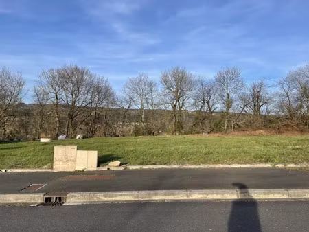 vente terrain 1146 m² à mazamet (81200)  56 154 €
