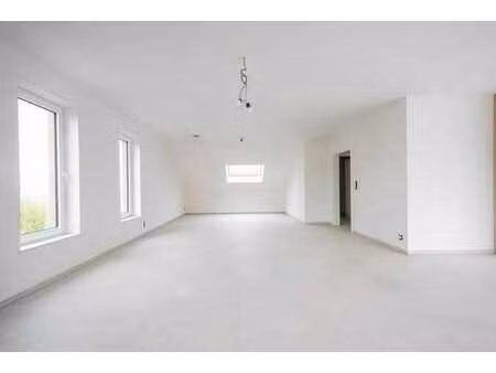 superbe penthouse neuf 4 chambres avec terrasse  cave et ga