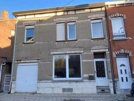 maison avec jardin sis à alleur  rue des messes  47