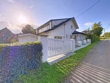 maison 2 chambres dans les campagnes de hautgné.