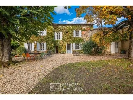 grande maison au caractère authentique