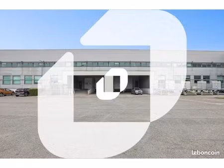 terrain 4 202 m² ivry sur seine