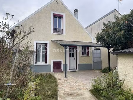 maison de 82 m² à villeneuve-la-guyard