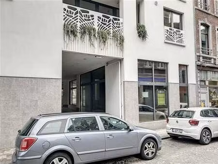 rez-de-chaussée commercial