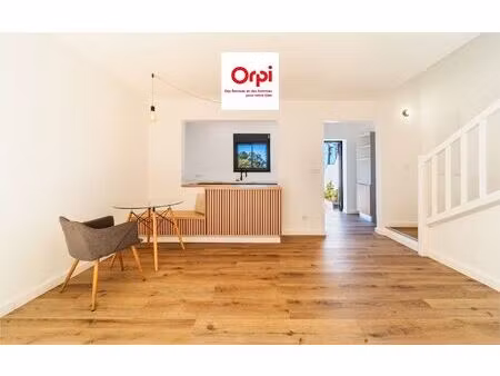 maison saint-paul 90 m² t-4 à vendre  295 000 €