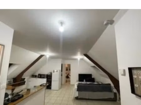 location appartement 3 pièces 43 m² à molliens-dreuil (80540)  590 €