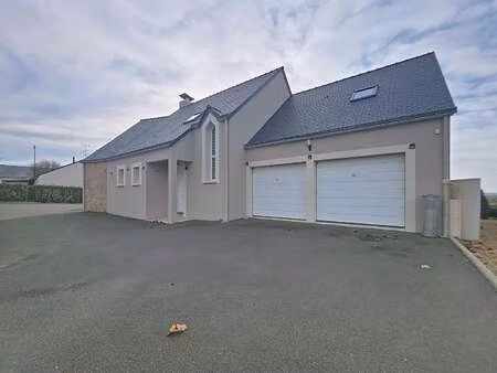vente maison à vair-sur-loire (44150) : à vendre / 191m² vair-sur-loire