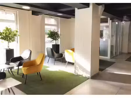 vannes ouest – local commercial de 475 m² env. - visibilite 4