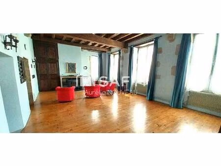 demeure historique liant le charme de l'ancien et le confort moderne