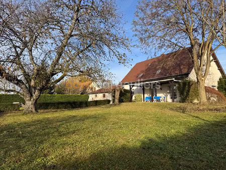 maison izier 8 pièce(s) 181 m2