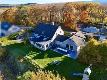 villa 7ch - piscine - vue imprenable - piste équestre