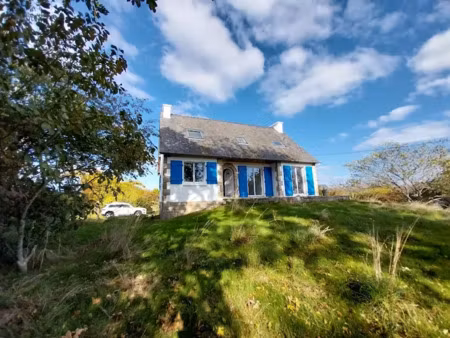 location maison 6 pièces 124 m² à saint-carné (22100)  1 200 €