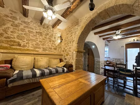 location maison 6 pièces 90 m² à fos-sur-mer (13270)  1 600 €