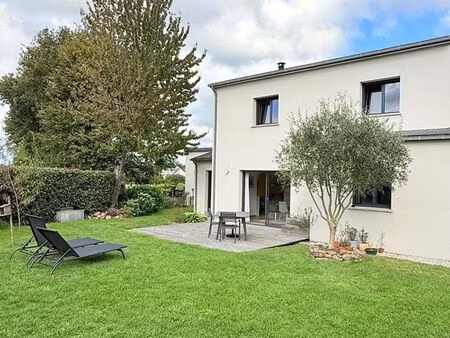 maison 12 pièces 128 m²