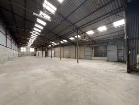 location local d'activités gravigny 27930