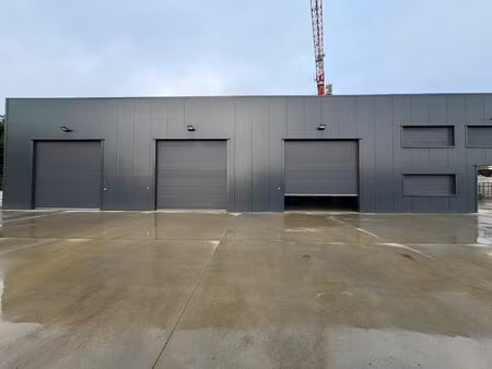 local d'activité saint ouen de thouberville 490m2