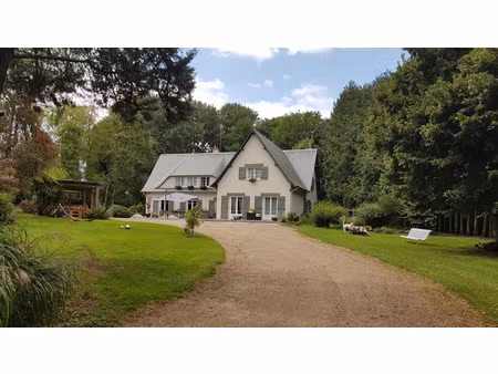 maison 8pièce(s) 5chambre(s) 300 m² mondoubleau (41170)