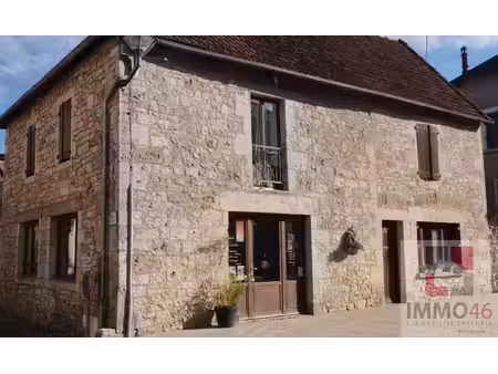 maison en pierre centre bourg
