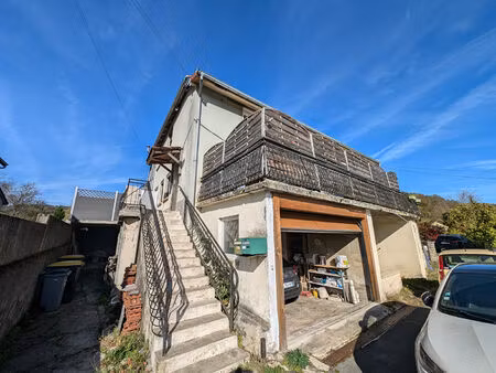 appartement dambelin 4 pièce(s) 99 m2