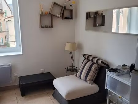 t2 30m2 meublé gonfaron