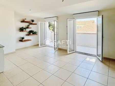 charmant t2 avec mezzanine et terrasse