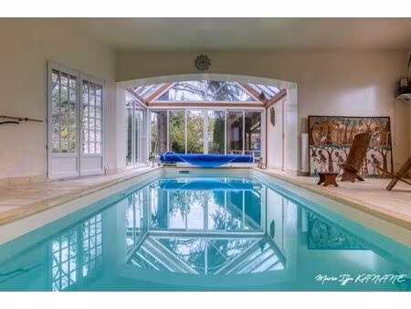 superbe maison en pierre en plein coeur de longnes 78