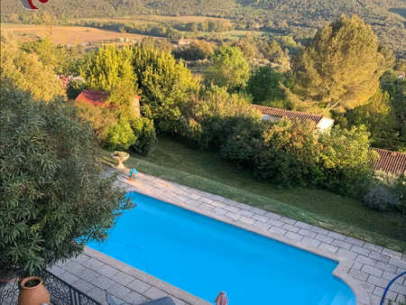 élégante maison de charme avec jardin  piscine  terrasse et garage