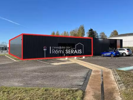 location bureaux et commerces à argentan (61200) : à louer / 256m² argentan