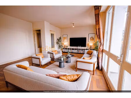 la roche sur yon -- centre ville -- appartement 3 pieces 68 m2 -- balcon -- centre-ville -