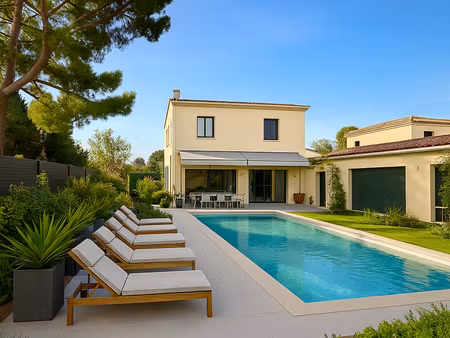 eyragues villa 160 m2 - 5 chambres - piscine - aucun travaux -