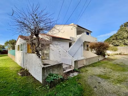 maison / appartement 1 chambre + 1 chambre cabine