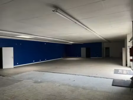 local commercial a louer