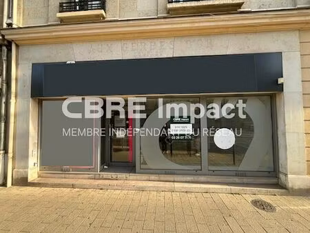 location commerce reims 152 m²