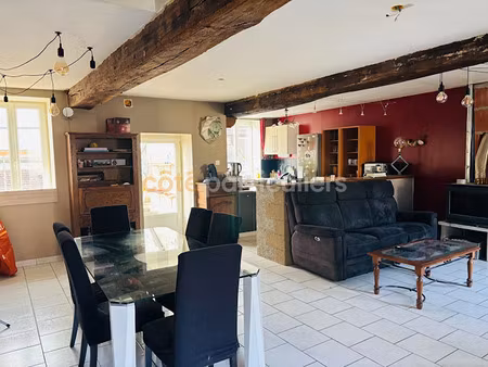 vente maison 5 pièces 128 m² à saint-sernin-du-plain (71510)  109 000 €