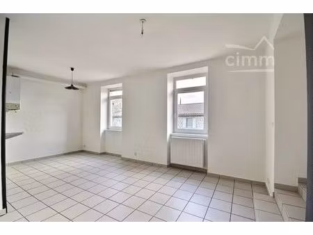 location appartement 4 pièces 80 m² à meysse (07400)