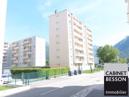 location appartement 3 pièces 53m² st egreve 38120