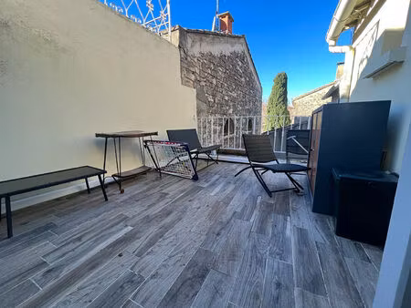 location maison 3 pièces 76 m² à maussane-les-alpilles (13520)