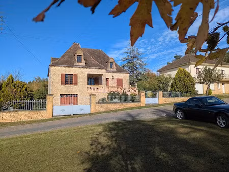 vente maison 5 pièces 154 m² à villefranche-du-périgord (24550)  163 000 €