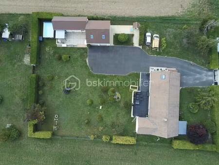 maison traditionnelle de 148 m² à chateau-landon