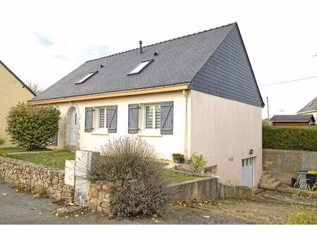 maison de plain pied au plessis mace  6 pieces et 140 m2