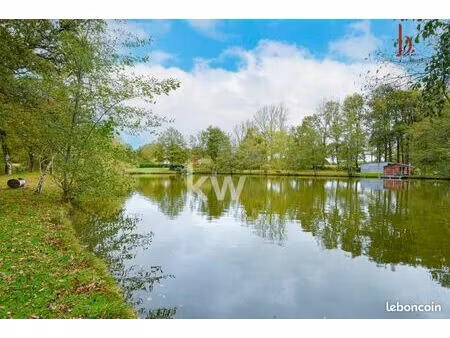 terrain saint auvent