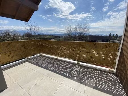 a louer  appartement 3p+c à poisy