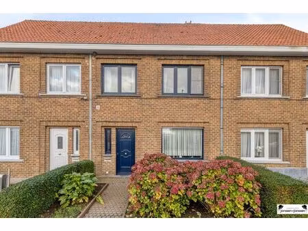 op te frissen woning met 3 slaapkamers