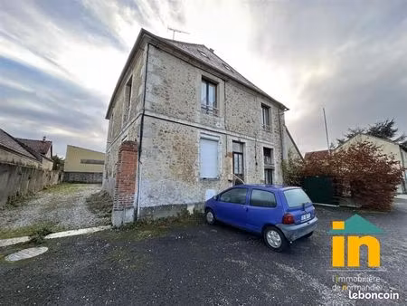 immeuble 4 pièces 155 m²