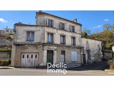 vente maison 8 pièces 145 m² vœuil-et-giget (16400)