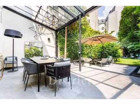 maison de luxe en vente à monceau  courcelles  ternes  france